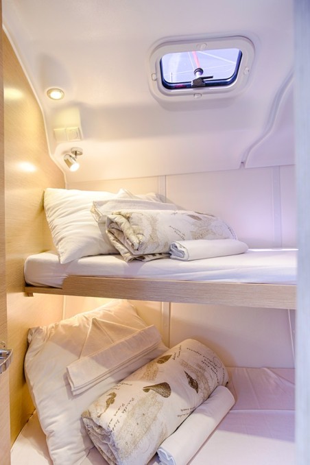 Elan Marine Elan Impression 45 Lion