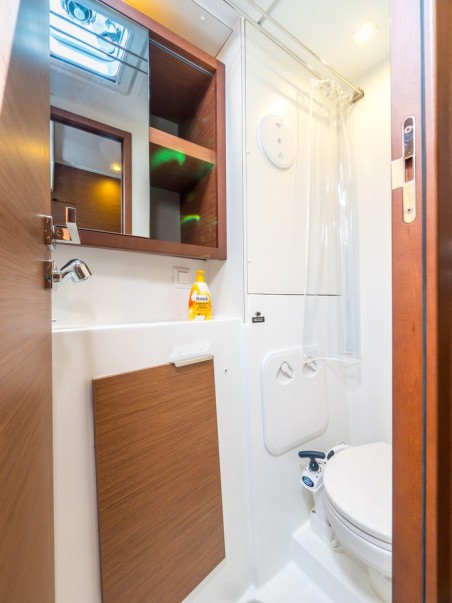 Lagoon-Bénéteau Lagoon 40 - 4 + 2 cab Blue Eyes