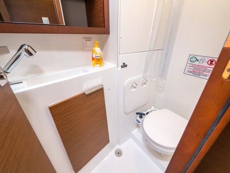 Lagoon-Bénéteau Lagoon 40 - 4 + 2 cab Blue Eyes