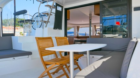 Lagoon-Bénéteau Lagoon 42 - 4 + 2 cab. Sea Voyager