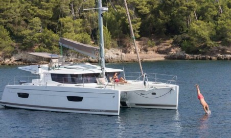 Fountaine Pajot Helia 44 - 4 + 2 cab. Knyps