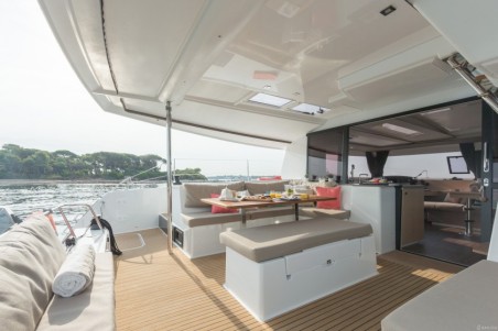 Fountaine Pajot Helia 44 - 4 + 2 cab. Knyps