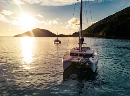 Lagoon-Bénéteau Lagoon 450 F - 4 + 2 cab. Butterfly