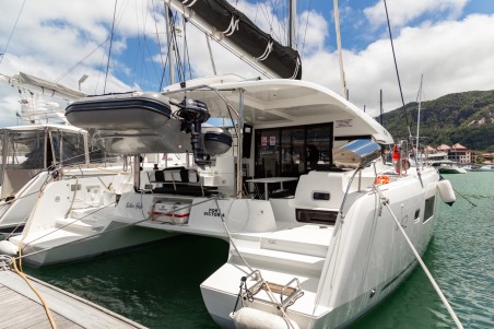 Lagoon-Bénéteau Lagoon 42 - 4 + 2 cab. Golden Bride