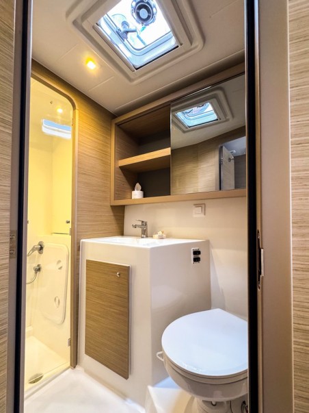 Lagoon-Bénéteau Lagoon 42 - 4 + 2 cab. Golden Bride