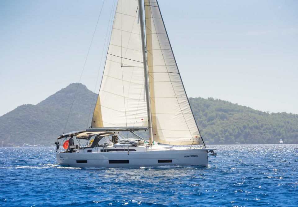 Dufour Yachts Dufour 470 - 4 cab. Deniz Derin