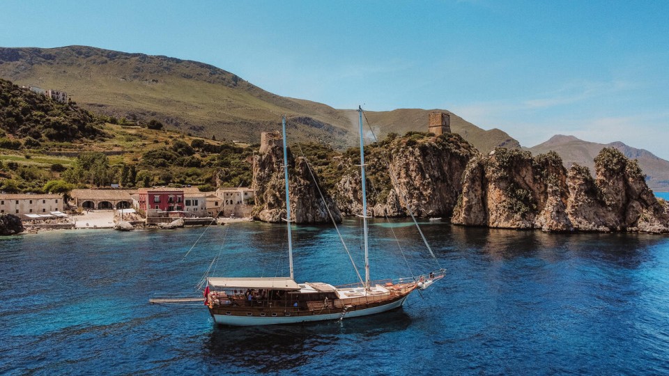 Ticari Yacht Hande - Capo Galera Hande - Capo Galera