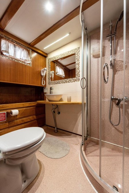 Ticari Yacht Hande - Capo Galera Hande - Capo Galera