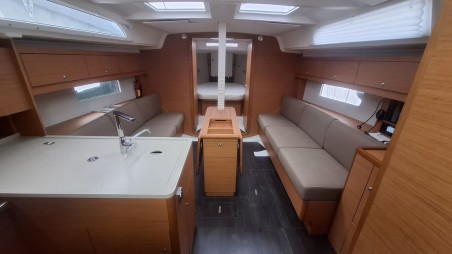 Dufour Yachts Dufour 37 - 2 cab. Zazu
