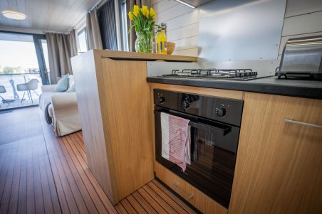 Woma Woma D13 Ariella