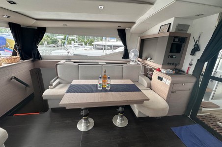 Fountaine Pajot Fountaine Pajot Aura 51 - 6 cab Endless Summer