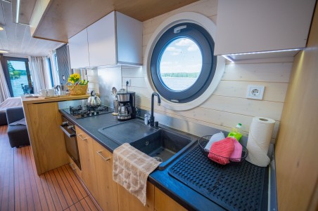 Woma Woma D13 RedWine