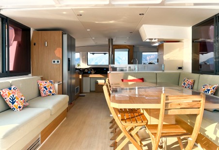 Catana Group Bali 4.8 - 6 + 1 cab. Baikal