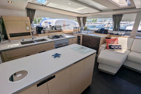 Fountaine Pajot Fountaine Pajot Aura 51 - 6 cab V Circle