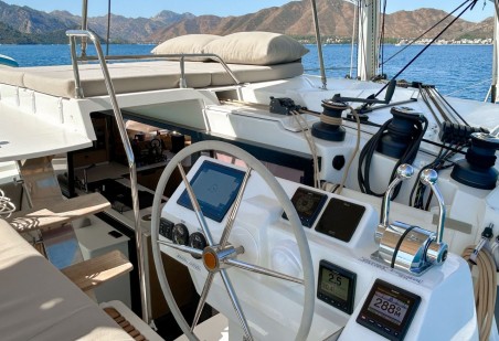 Fountaine Pajot Fountaine Pajot Tanna 47 - 5 + 1 cab. Angara