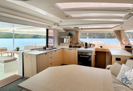 Fountaine Pajot Fountaine Pajot Tanna 47 - 5 + 1 cab. Angara