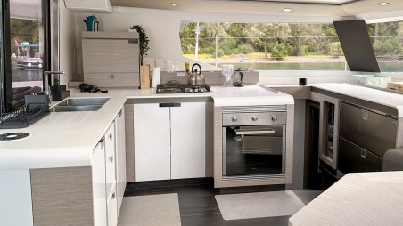 Fountaine Pajot Fountaine Pajot Tanna 47 - 5 + 1 cab. Smart Way