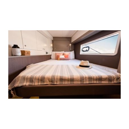 Catana Group Bali 4.2 - 4 + 1 cab. Kebifor