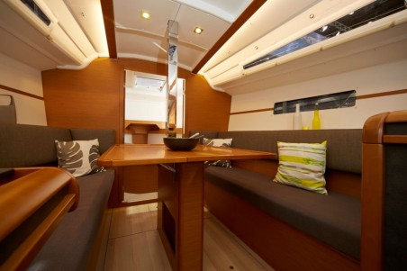 Jeanneau Sun Odyssey 349 - 3 cab. Horizonte