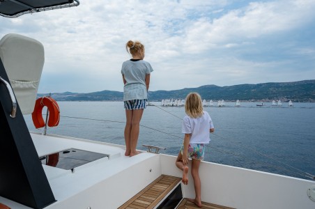 Luna Catamarans Luna 47 Power Orange