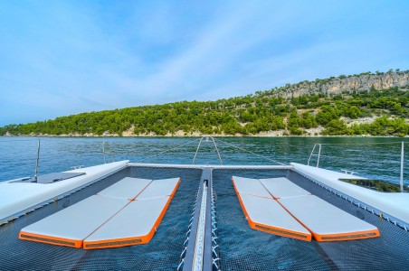 Luna Catamarans Luna 47 Power Orange