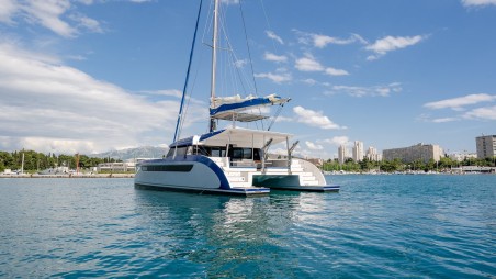 Luna Catamarans Luna 49 Blue