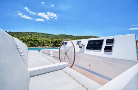 Luna Catamarans Luna 49 Gold