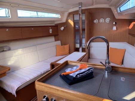 Bavaria Yachtbau Bavaria Cruiser 34 - 2 cab. Taz