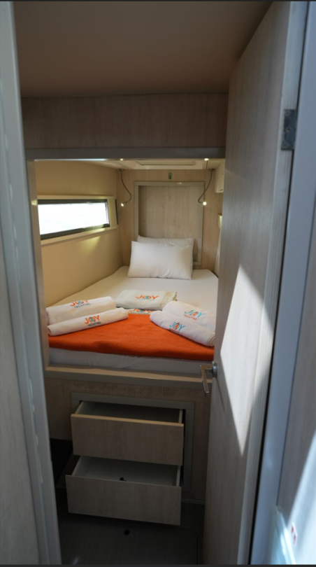 Leopard Catamarans / Robertson & Caine Leopard 40 Panda Joy