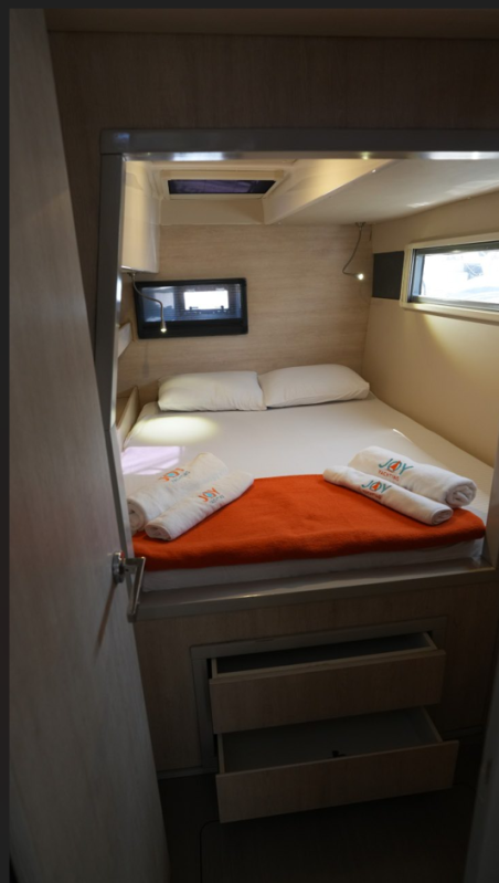 Leopard Catamarans / Robertson & Caine Leopard 40 Panda Joy