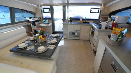 Leopard Catamarans / Robertson & Caine Leopard 40 Panda Joy