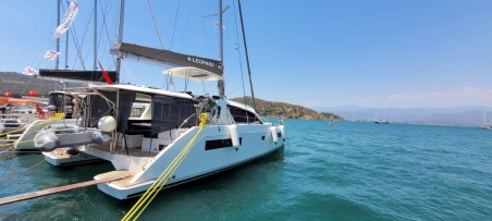 Leopard Catamarans / Robertson & Caine Leopard 40 Panda Joy