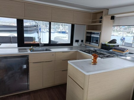 Lagoon-Bénéteau Lagoon 46 - 4 + 2 cab. Dare