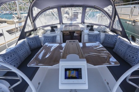 Bavaria Yachtbau Bavaria C42 Selene