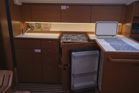 Bavaria Yachtbau Bavaria C42 Selene