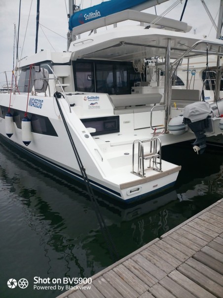 Leopard Catamarans / Robertson & Caine Leopard 42 - 4 cab. Lilamac