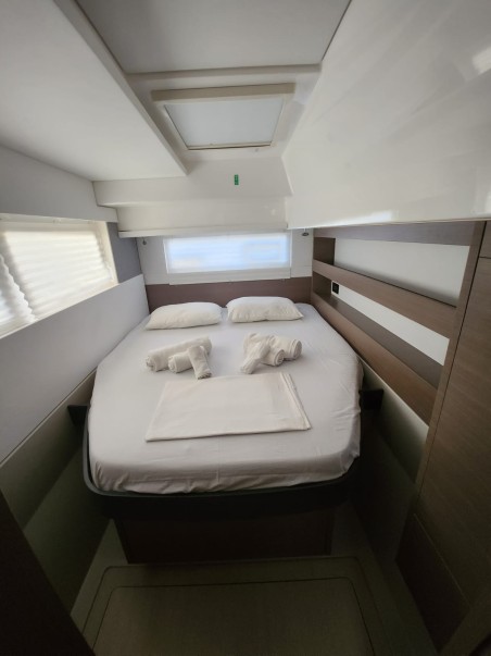 Leopard Catamarans / Robertson & Caine Leopard 45 Chrispy 2