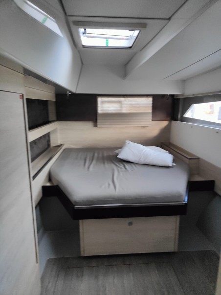 Leopard Catamarans / Robertson & Caine Leopard 50 - 5 + 1 cab La Suerte