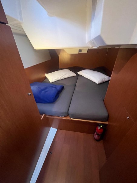 Bénéteau Oceanis 38.1 Naima