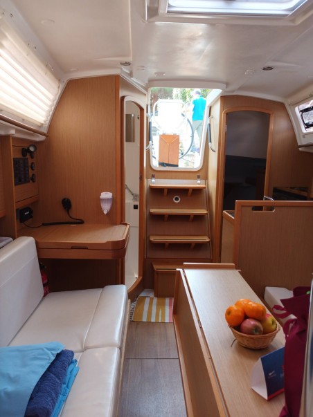 Jeanneau Sun Odyssey 319 - 2 cab. Pupatella