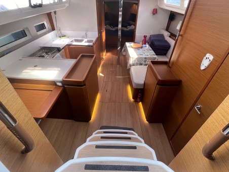Jeanneau Sun Odyssey 440 - 4 cab. Cicerenella
