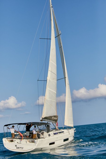 Dufour 470 | Yacht Charter Spain | Travelboat