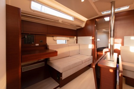 Hanse 388 | Czarter jachtu Hiszpania | Travelboat