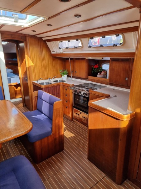 Elan Marine Elan 45 Maslina