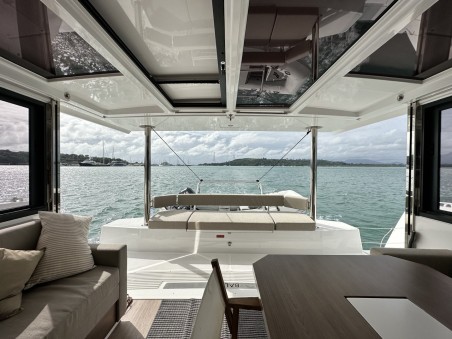 Catana Group Bali 4.2 - 4 + 1 cab. Joyous