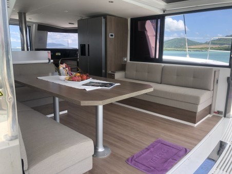 Catana Group Bali 4.4 - 4 + 1 cab. Belle Isle