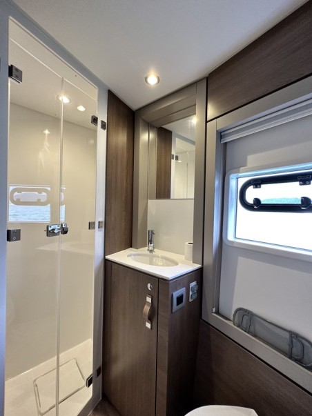 Catana Group Bali 4.4 - 4 + 1 cab. Belle Isle