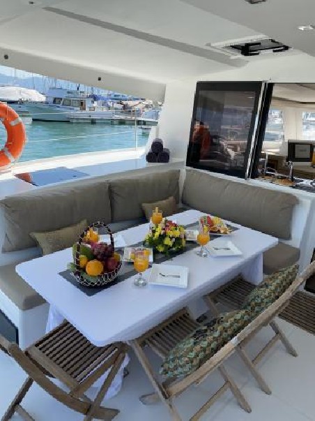 Fountaine Pajot Fountaine Pajot Lucia 40 - 4 cab. Kinara