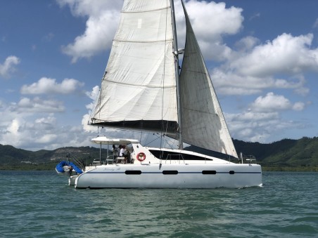 Matrix Vision 450 | Yacht Charter Thailand | Travelboat