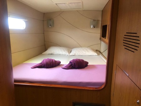 Matrix Vision 450 | Yacht Charter Thailand | Travelboat